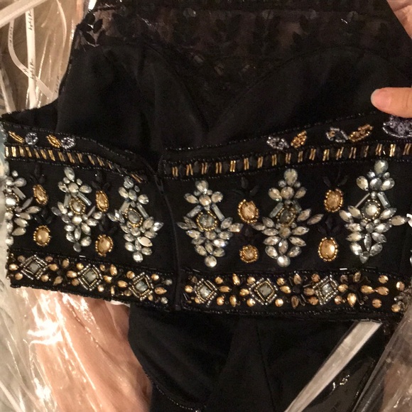 BEAUTIFUL PROM DRESS - Picture 3 of 4